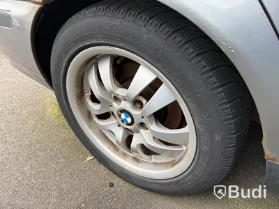 BMW 318i tou -2004 | Reparationsobjekt