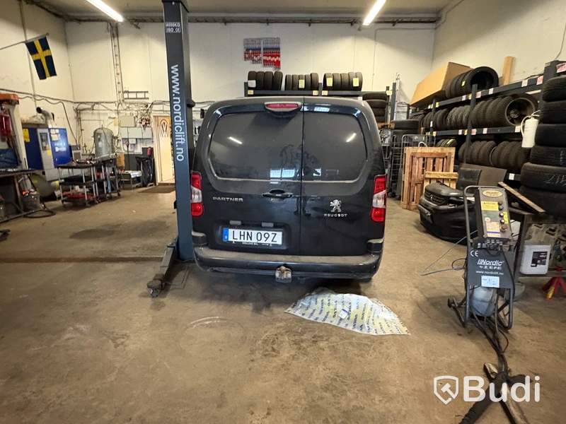Skåpbil Peugeot Partner -2021 | Reparationsobjekt