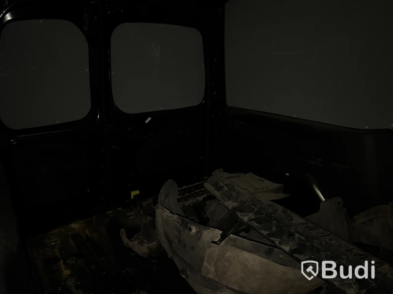 Skåpbil Peugeot Partner -2021 | Reparationsobjekt
