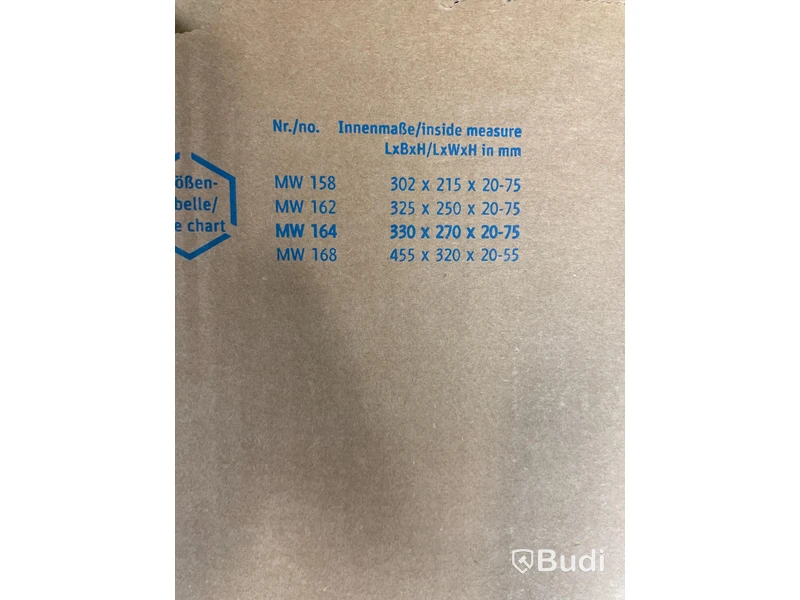 Pall med ca150 st Multiwell 164, bokomslagskartonger MW164330x270x20-75