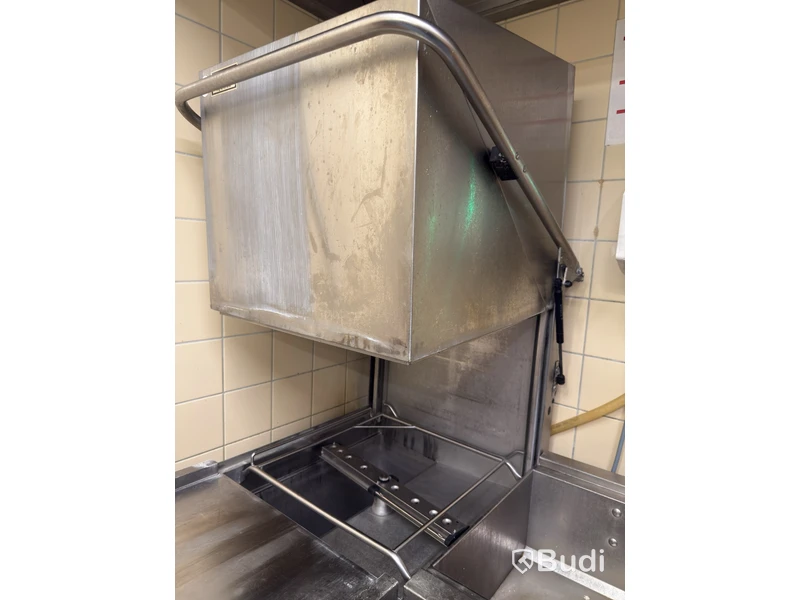 Diskhörna - diskmaskin inkl. diskbänkar och hyllor