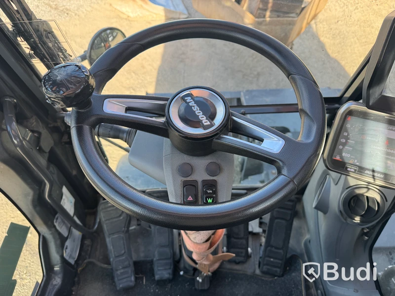 Hjulgrävare Doosan DX170W -2022 | Engcon