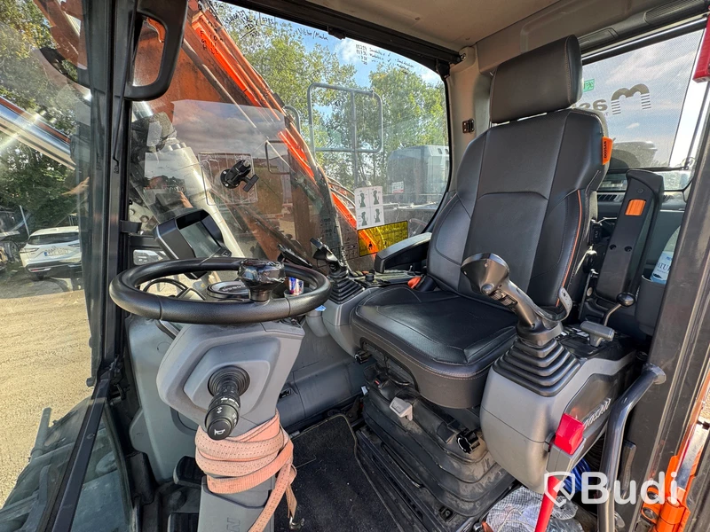 Hjulgrävare Doosan DX170W -2022 | Engcon