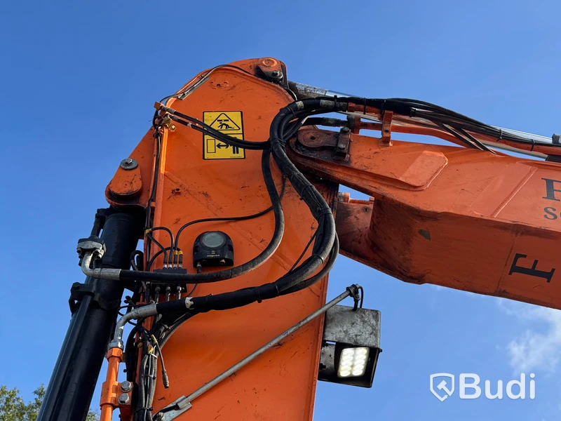 Hjulgrävare Doosan DX170W -2022 | Engcon