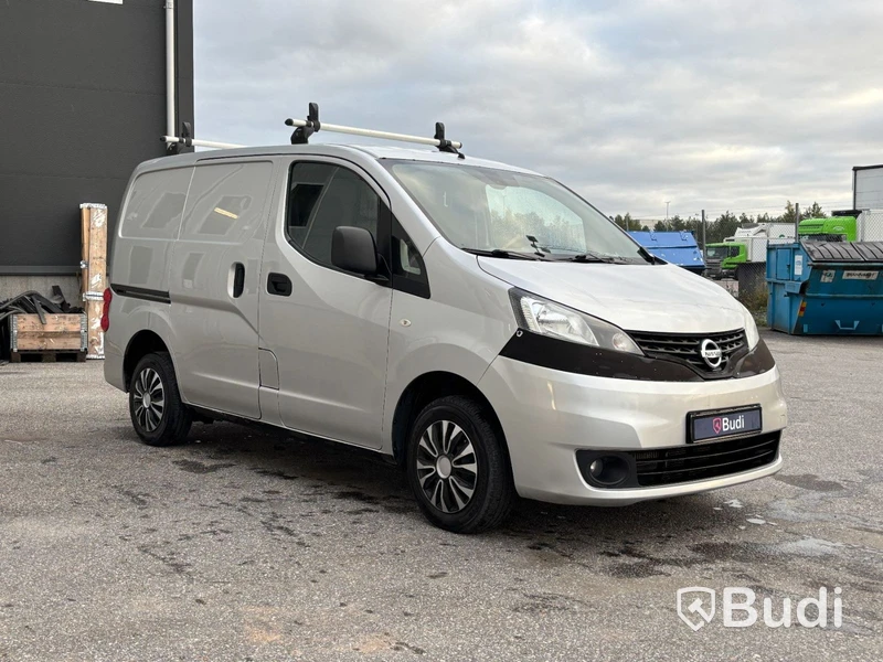 Skåpbil Nissan NV200 -2018