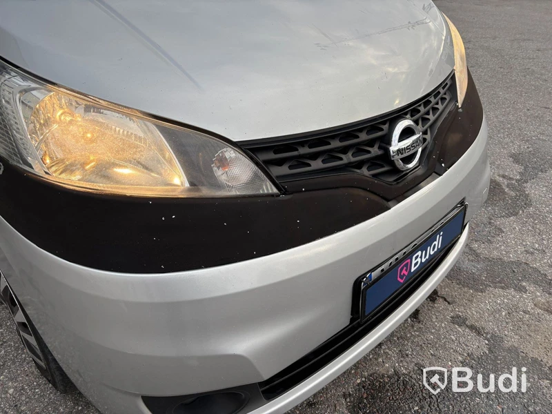 Skåpbil Nissan NV200 -2018