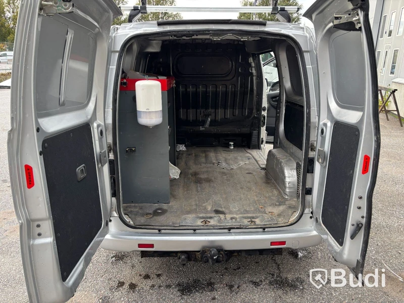 Skåpbil Nissan NV200 -2018