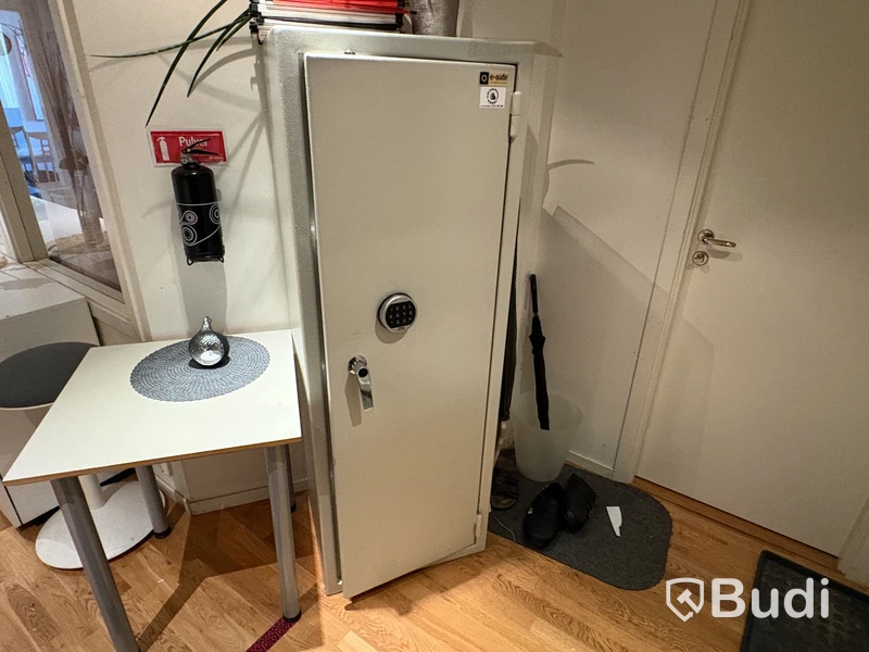 Säkerhetsskåp Top Safe Safir med SentrySafe