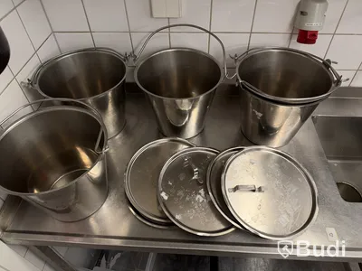 5 st rostfria hinkar med lock | 10 L