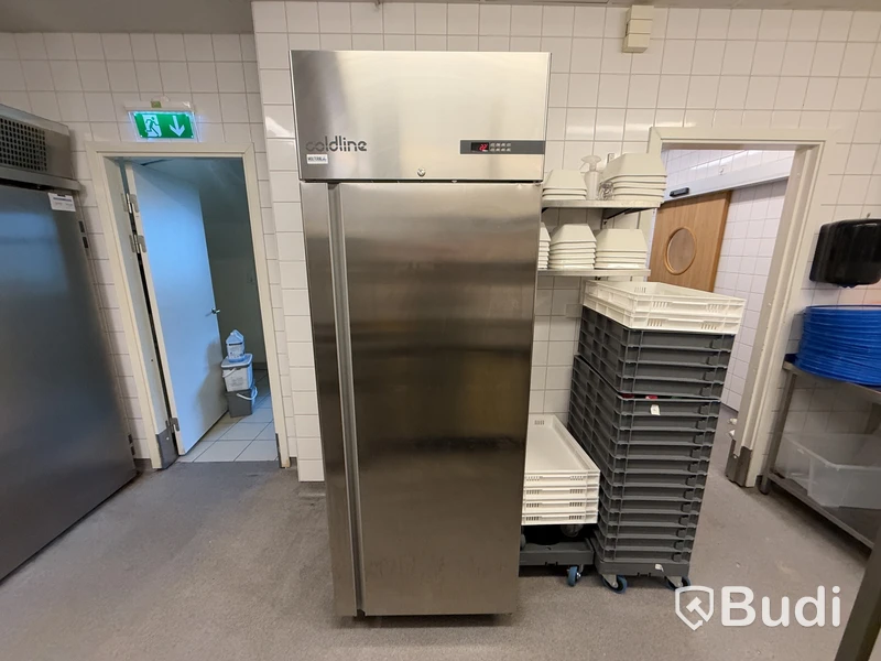 Rostfritt kylskåp Coldline A70/1ME | 74x81x209 cm