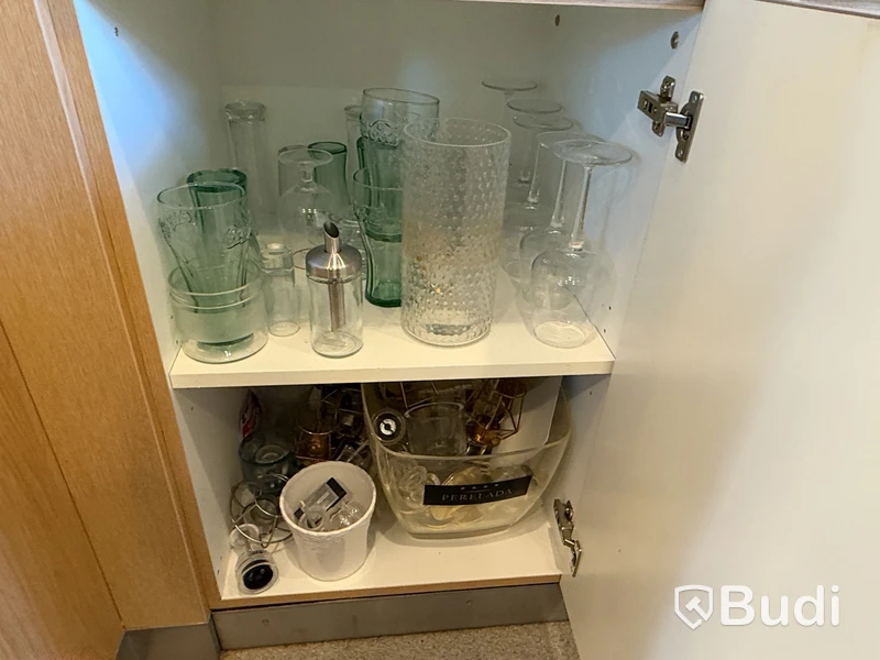 Parti glas, bestick & glashängare