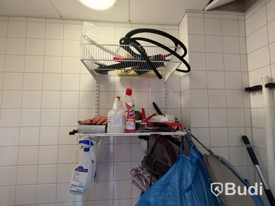 Städutrustning med våt- och torrdammsugare