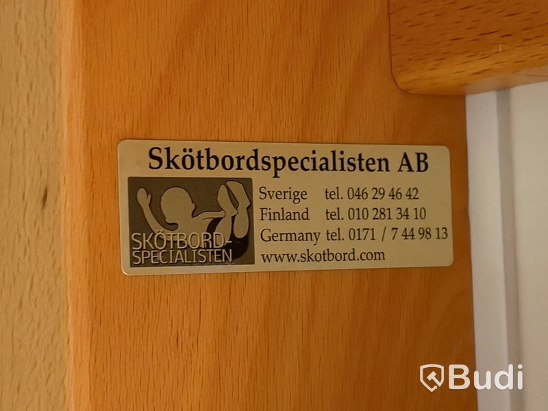 Väggmonterat skötbord Robust, hopfällbart