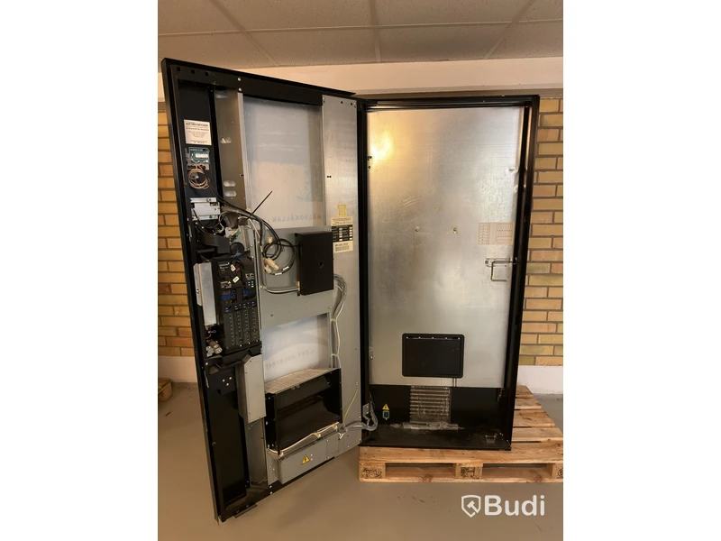 2 st. Dryckesautomat Vendo, 217, Loka