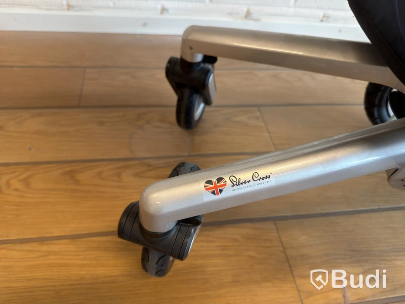 Barnvagn Silver Cross Surf, svart