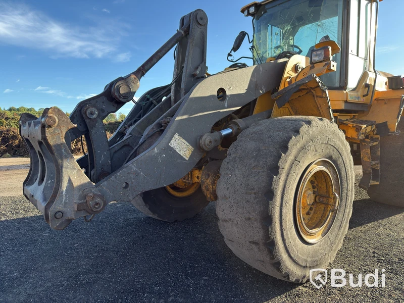 Hjullastare Volvo L120G, 2014