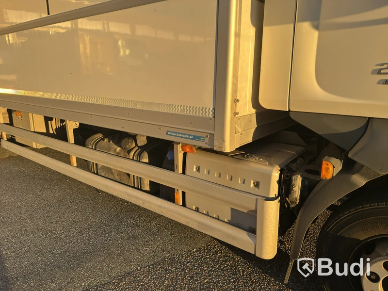 Distributionsbil Volvo FL 240 -2018 | Höj/sänk