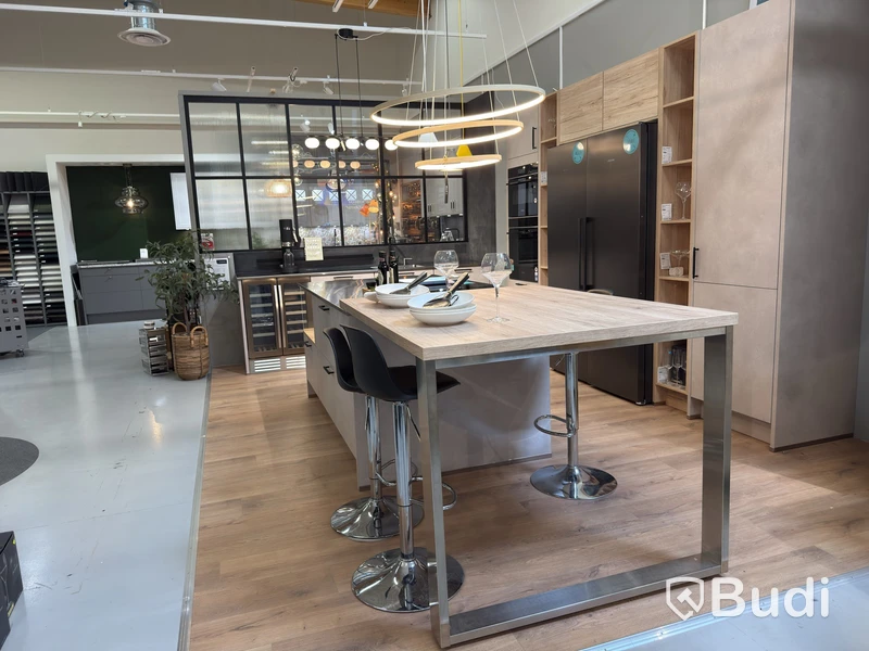 Ex-display kitchen from Nordanro