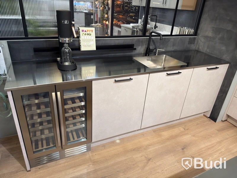Ex-display kitchen from Nordanro