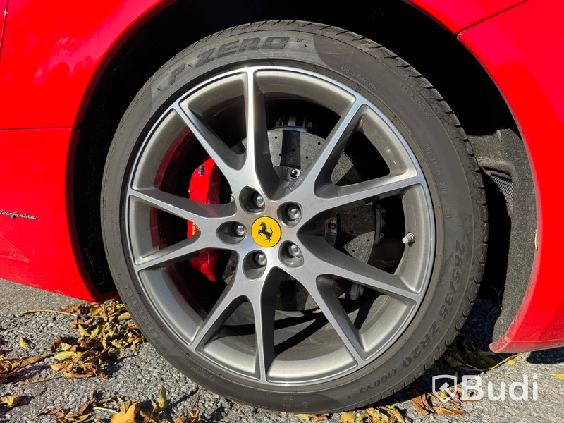 Ferrari California 4.3 V8 F1 DCT -2011 | 460 hk