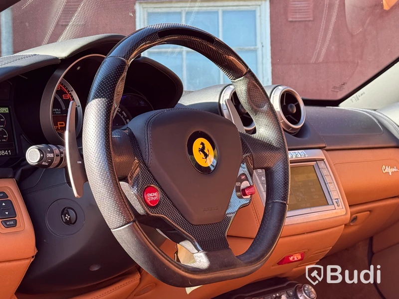 Ferrari California 4.3 V8 F1 DCT -2011 | 460 hk