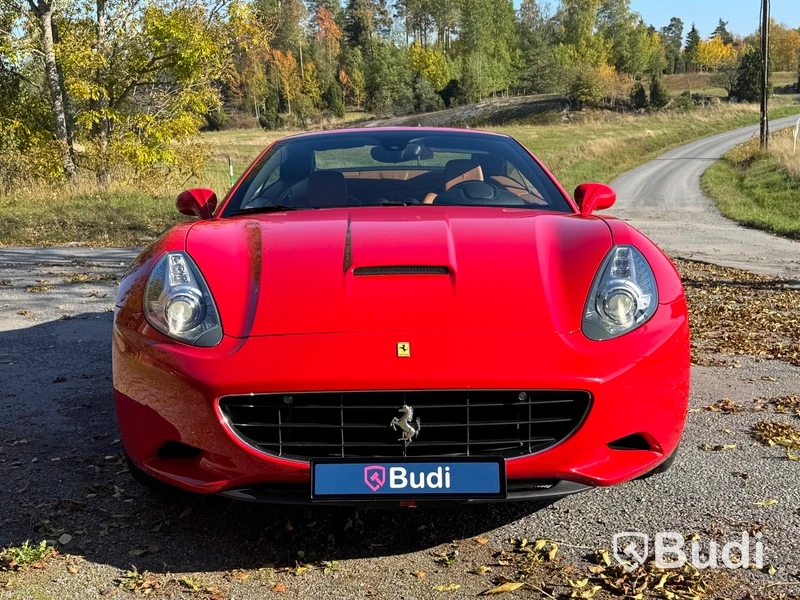 Ferrari California 4.3 V8 F1 DCT -2011 | 460 hk