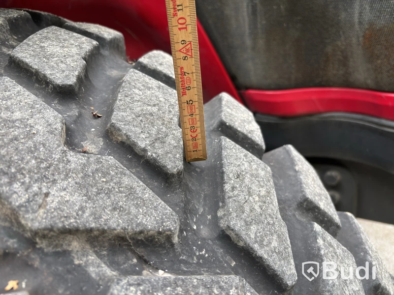 Valtra ELP756 T163 Tractor with Loader