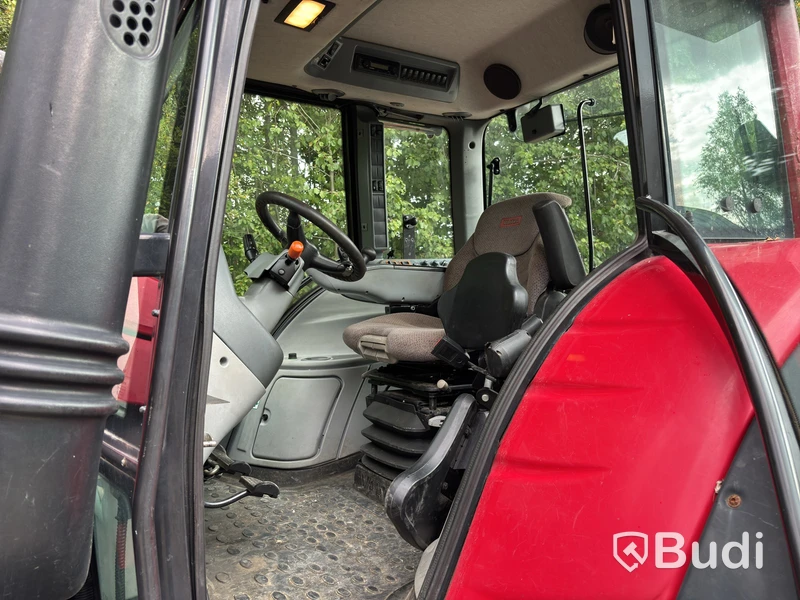 Valtra ELP756 T163 Tractor with Loader
