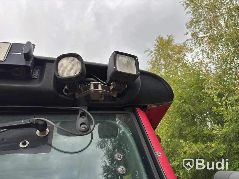 Valtra ELP756 T163 Tractor with Loader