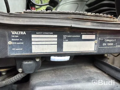 Valtra ELP756 T163 Tractor with Loader
