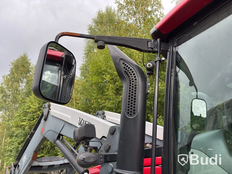 Valtra ELP756 T163 Tractor with Loader