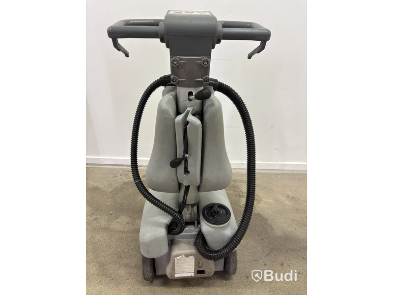 Golvskursmaskin Comac, Vispa 35B 10L - reparationsobjekt