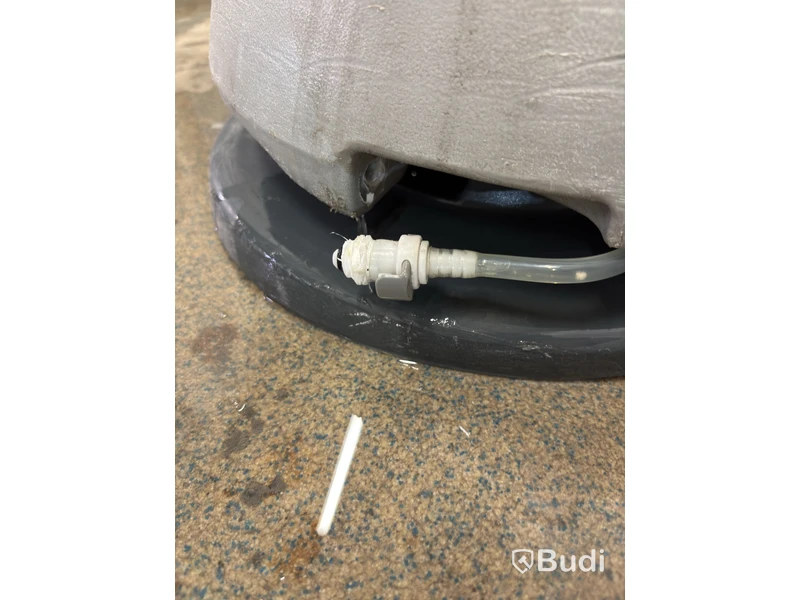 Golvskursmaskin Comac, Vispa 35B 10L - reparationsobjekt
