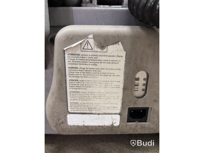 Golvskursmaskin Comac, Vispa 35B 10L - reparationsobjekt