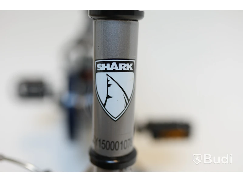 (NEW) Shark BMX bike, 12-inch wheels, 6-inch frame, silver