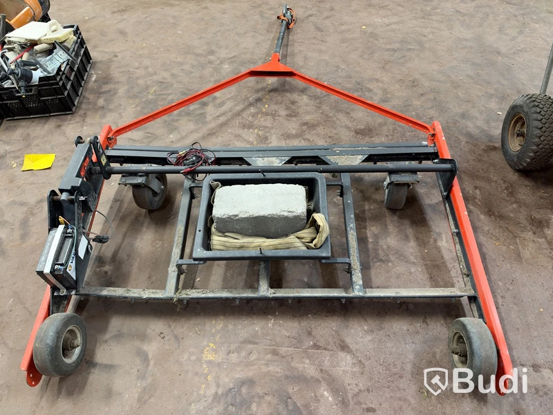 Fjärrstyrd bogserad vägsladd DR Power Grader