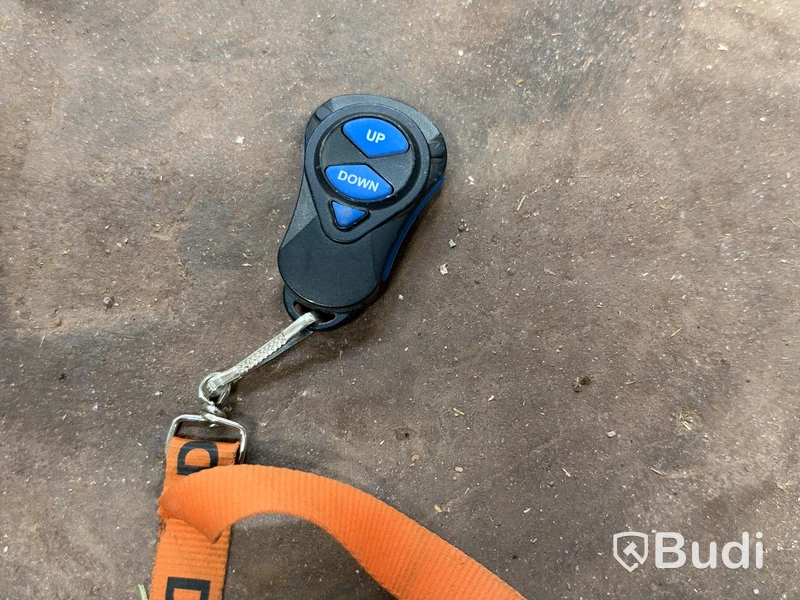Fjärrstyrd bogserad vägsladd DR Power Grader