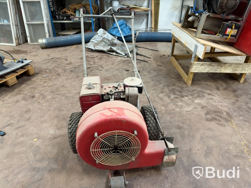 Lövblås Parker Sweeper Hurricane, 8 hk