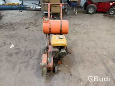 Betongkap Mikasa, bensindriven