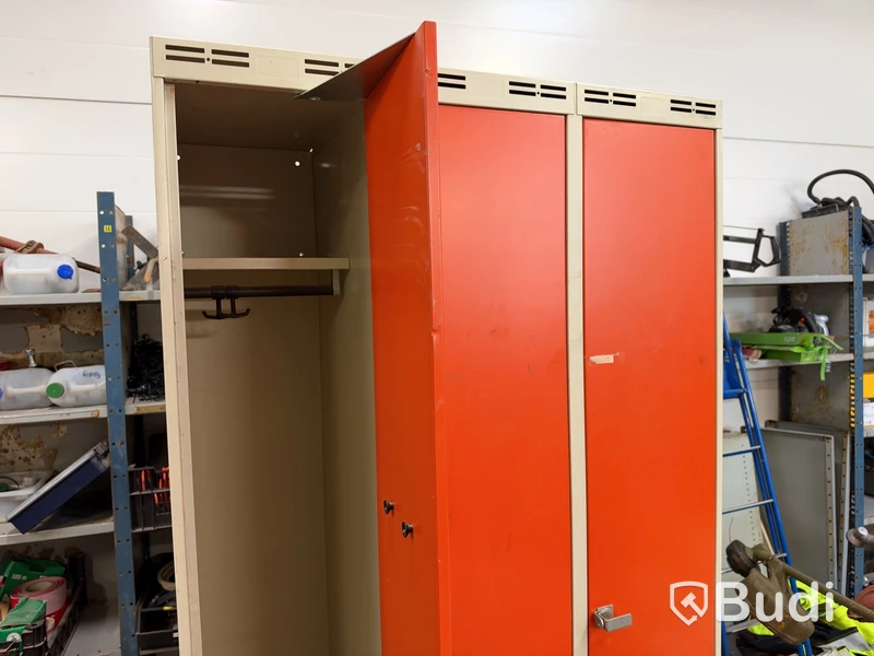 Three-door metal locker