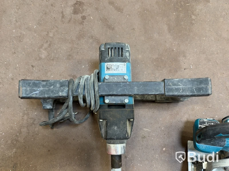 Makita Tool Kit | 4 power tools and batteries
