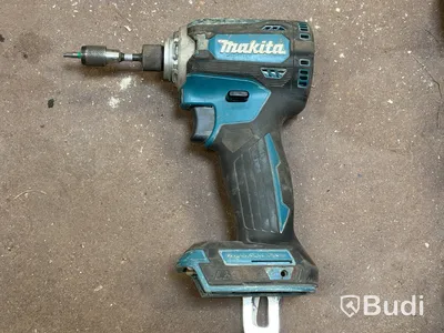 Makita Tool Kit | 4 power tools and batteries