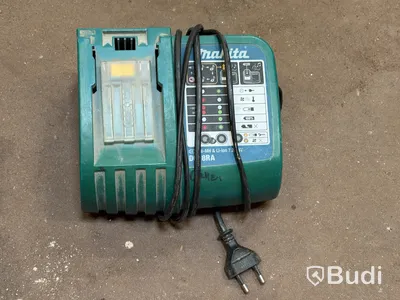 Makita Tool Kit | 4 power tools and batteries