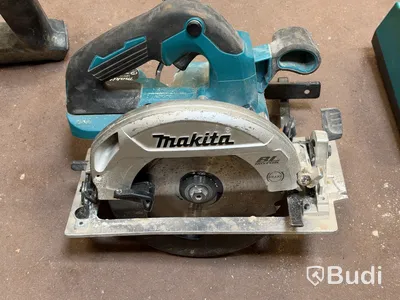 Makita Tool Kit | 4 power tools and batteries