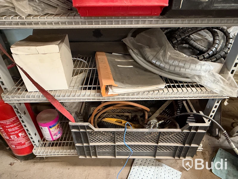 Lot of workshop equipment and tools