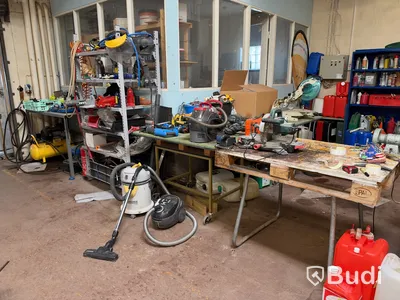 Lot of workshop equipment and tools