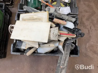 Blandade handverktyg och byggtillbehör