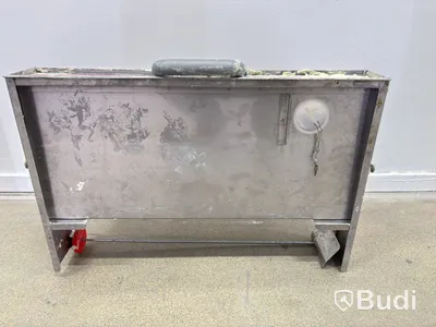 2 Tapofix CB70 wallpaper pasting machines