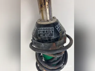 Varmluftspistol och mattsvets Leister, Triac S. Inkl. diverse verktyg/redskap och förvaringslåda