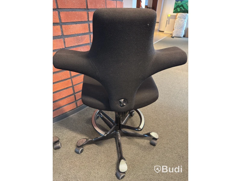 2 Office Chairs, Håg Capisco